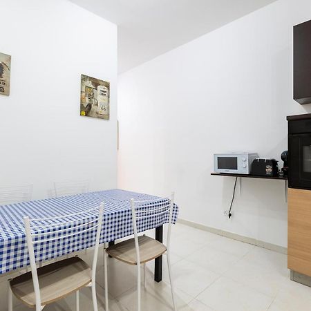 Centre Paceville Apt With Terrace, Bbq & Wifi By 360 Estates Saint Julian's Bagian luar foto